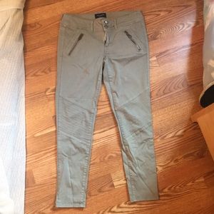 American Eagle Pants
